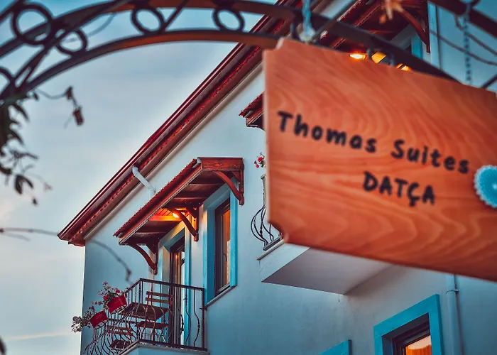 Aparthotel Thomas 4*