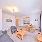 Thomas Aparthotel 4*