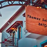 Aparthotel Thomas 4*